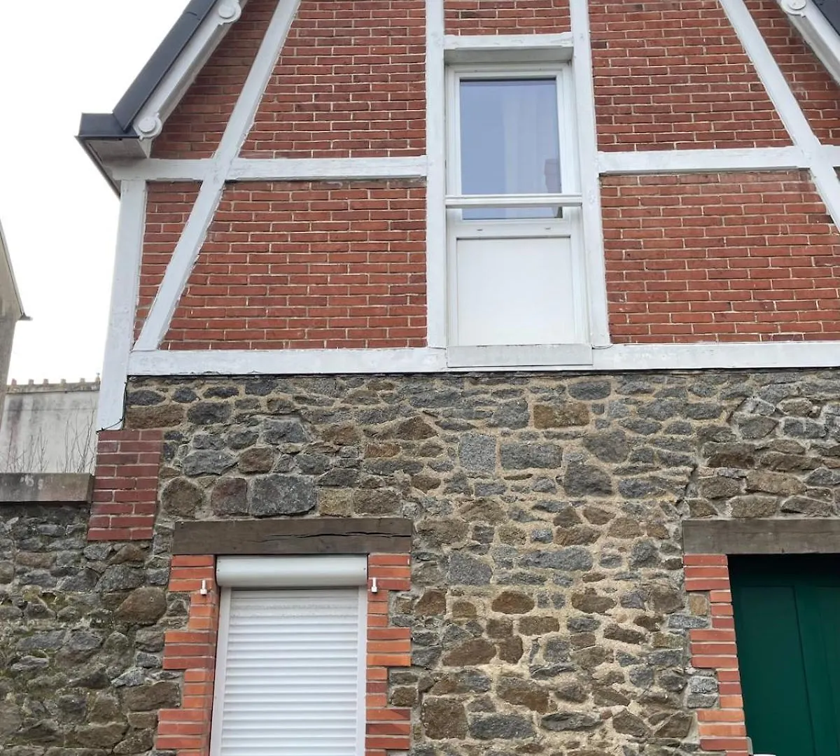 La Kalinka Maison Reconfortante Au Calme Et Proche Du Centre サン・ブリュー